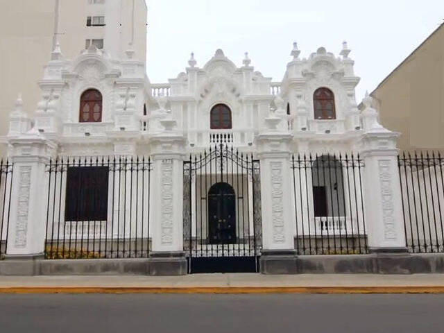 #20 - Casa para Venta en Lima - LIM - 1