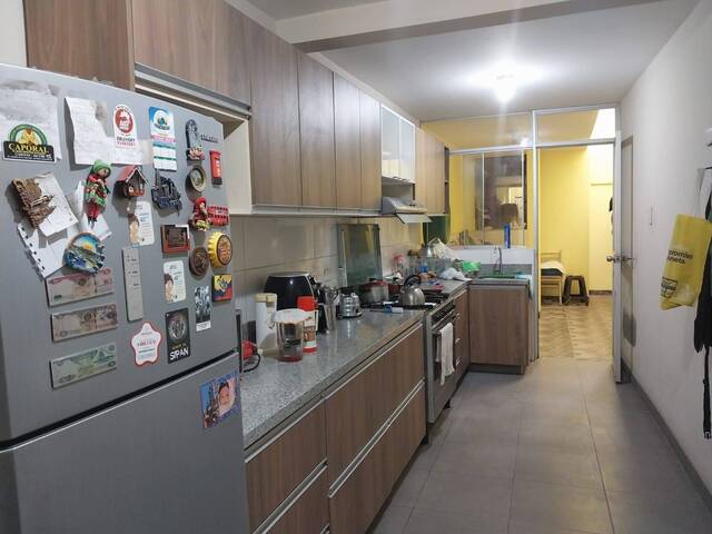 #25 - Casa para Venta en Lima - LIM - 1